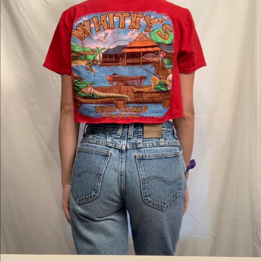 Whites Fish Camp cropped tee